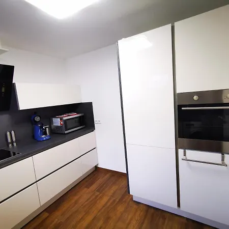 Апартаменты Ferienwohnung Kurort Zentrum *